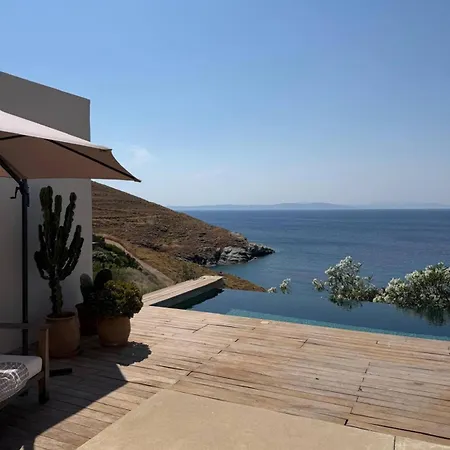 Villa Lavrentios Peratáta